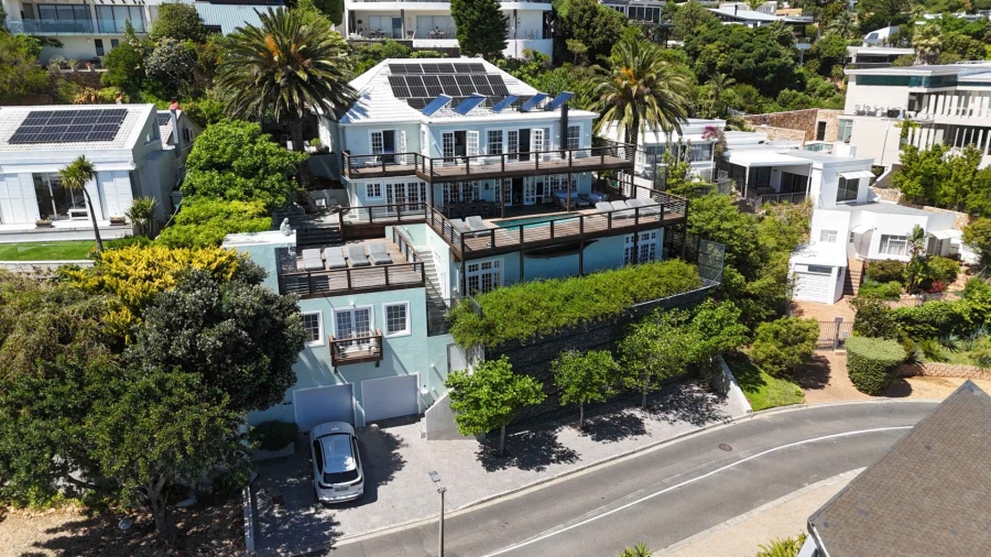 6 Bedroom Property for Sale in Camps Bay Western Cape